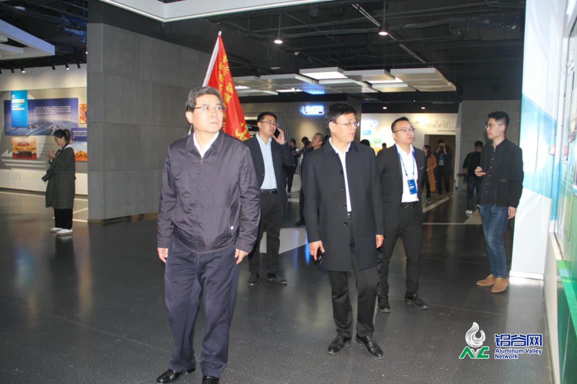 1555640066809098727.jpg 1555640066809098727.jpg