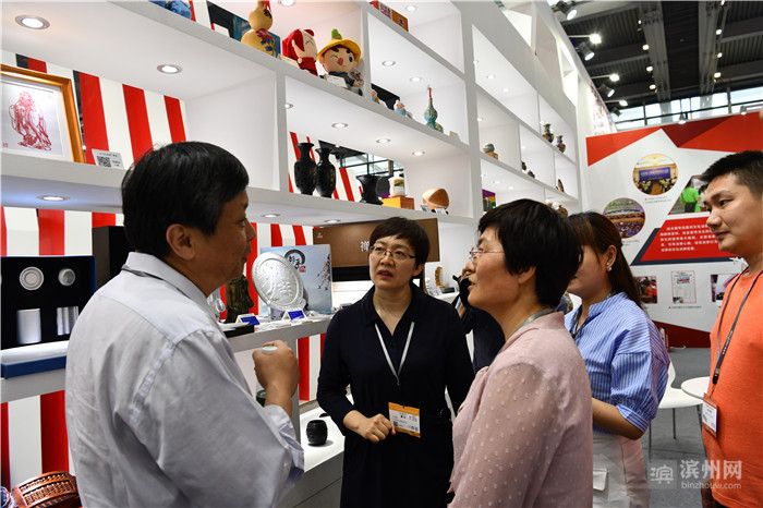 1558317376287079750.jpg 2.jpg