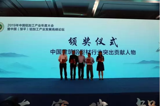 1560991125444048053.png blob.png