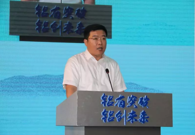 1561019003989039137.png blob.png