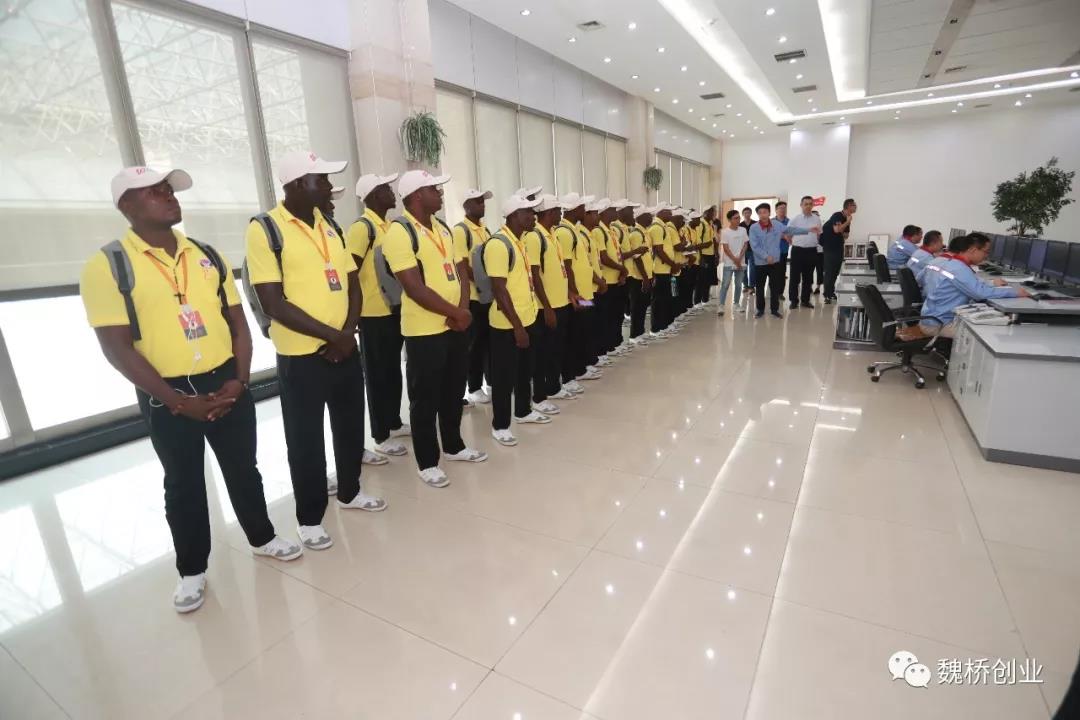 1568076054571047149.jpg 2.jpg