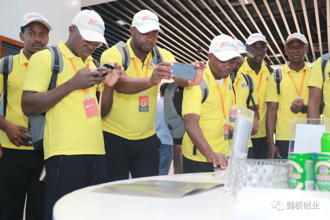 1568076165439001479.jpg 4.jpg