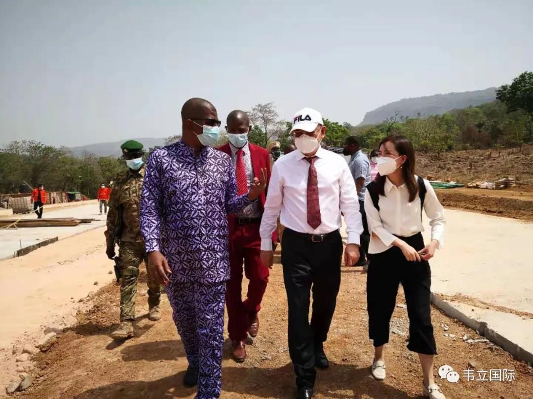 1616375806711050823.jpg 33.jpg